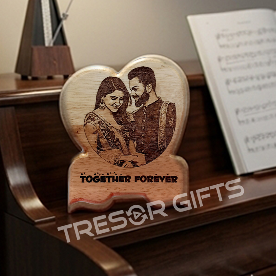 Round Couple Photo Wooden Plaque